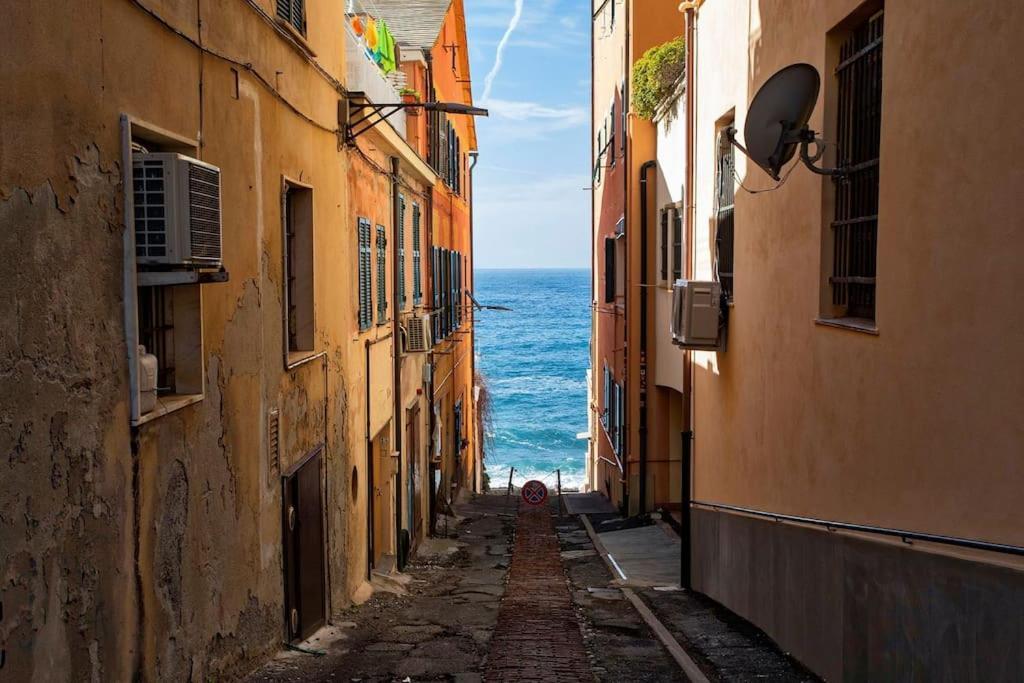 Dalla Spiaggetta A Quinto Genoa Bagian luar foto