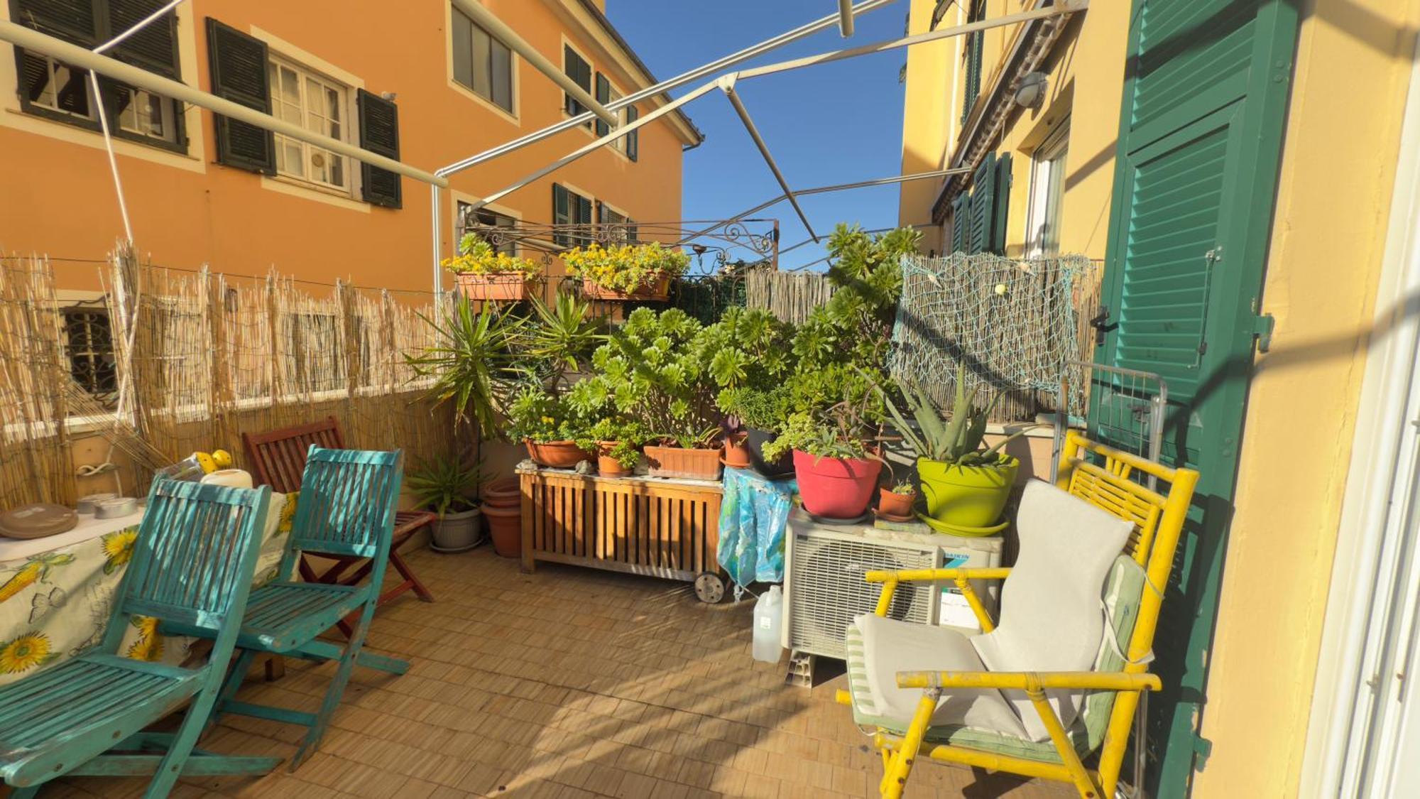 Dalla Spiaggetta A Quinto Genoa Bagian luar foto